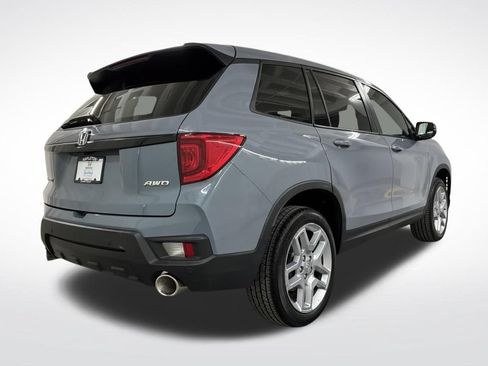 Certified 2024 Honda Passport EX-L image 3