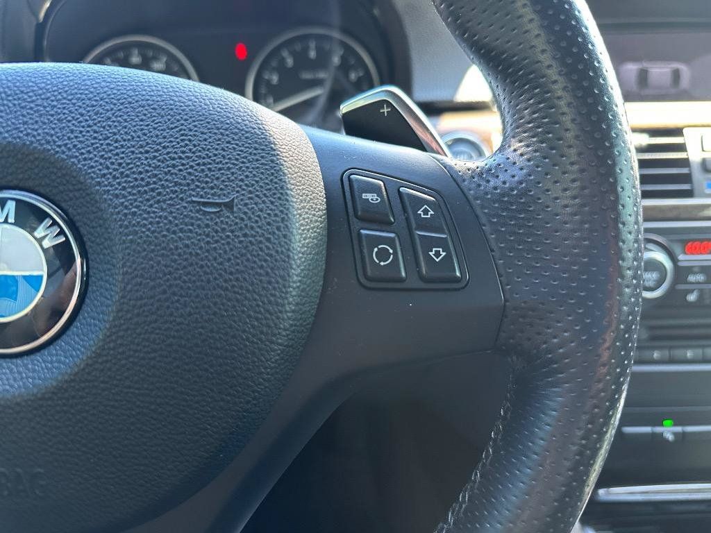 Used 2013 BMW 335i Convertible RWD image 12