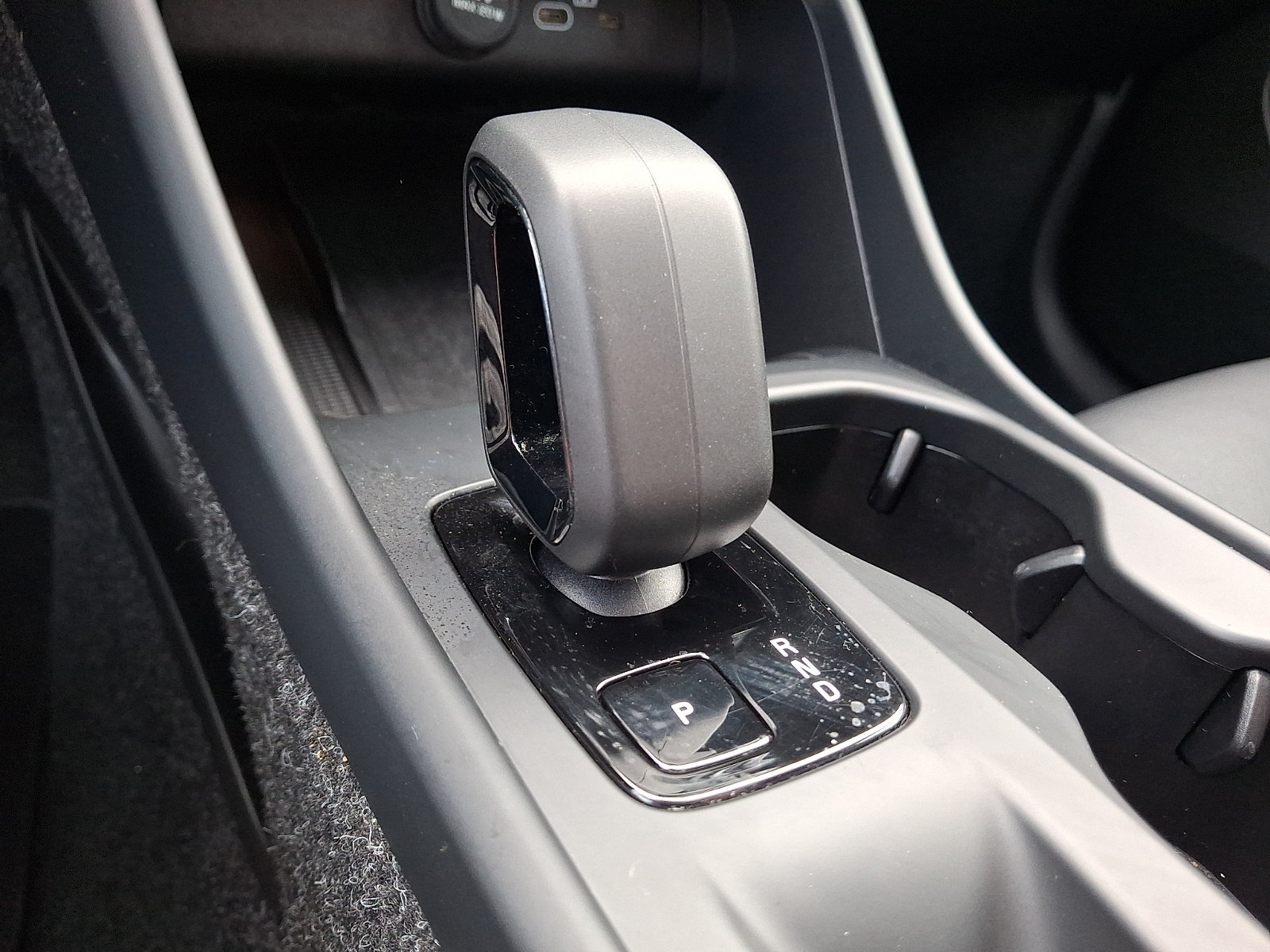 Used 2025 Volvo XC40 B5 Core AWD/4WD image 16