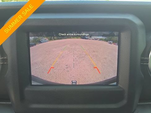 Certified 2018 Jeep Wrangler Unlimited Sahara AWD/4WD image 18