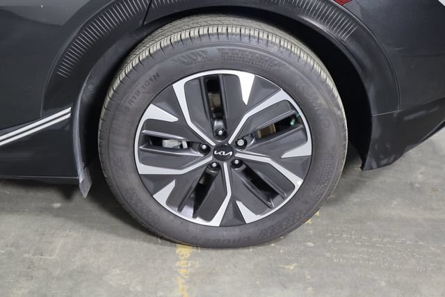 Used 2024 Kia EV6 Light RWD image 44