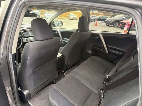 Used 2017 Toyota RAV4 XLE w/ Convenience Package image 29