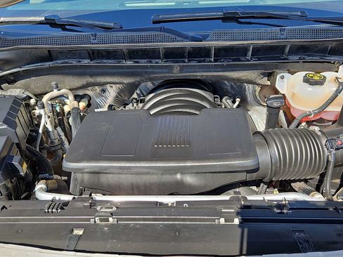 Used 2024 Chevrolet Tahoe Premier AWD/4WD image 14