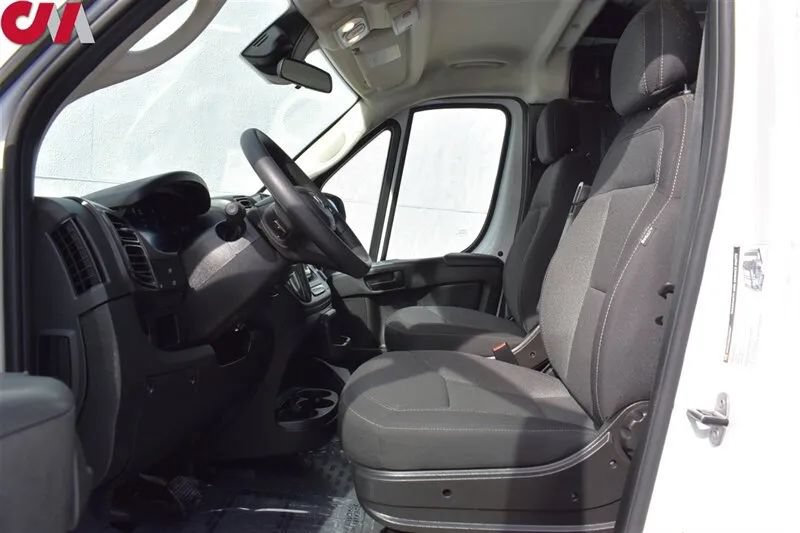 Used 2025 RAM ProMaster 2500 w/ U-Haul Equipment Group FWD image 10
