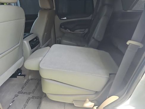 Used 2019 Chevrolet Tahoe Premier AWD/4WD image 31