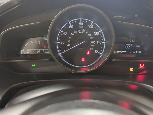 Used 2017 MAZDA MAZDA3 Sport image 11