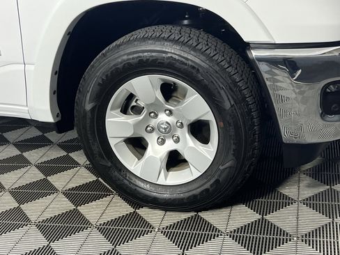 Used 2025 RAM 1500 Big Horn image 13