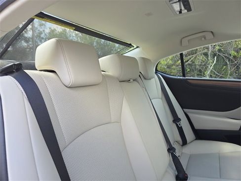New 2025 Lexus ES 350 w/ Premium Package image 14
