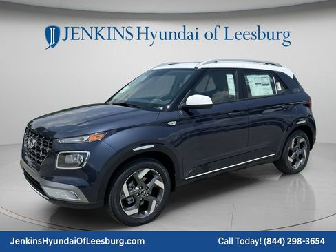 New 2026 Hyundai Venue SEL FWD image 11