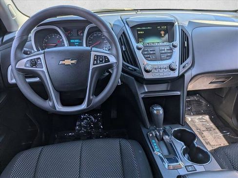 Used 2016 Chevrolet Equinox LT image 17