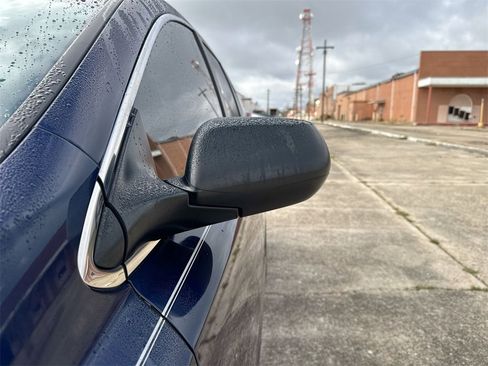 Used 2020 Honda CR-V LX image 11