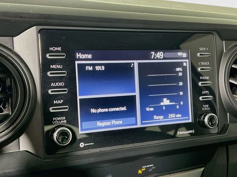 Used 2020 Toyota Tacoma SR AWD/4WD image 13