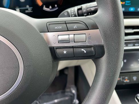 Used 2026 Hyundai Tucson SEL FWD image 19