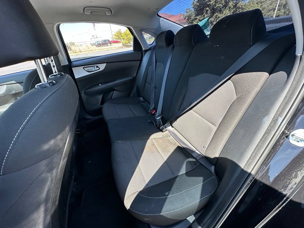 Used 2023 Kia Forte LXS w/ LXS Technology Package FWD image 28