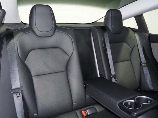 Used 2025 Tesla Model 3 Long Range RWD image 18
