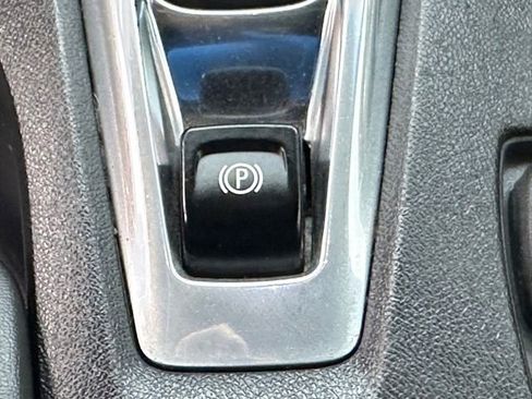 Used 2016 Chevrolet Camaro LT RWD image 37