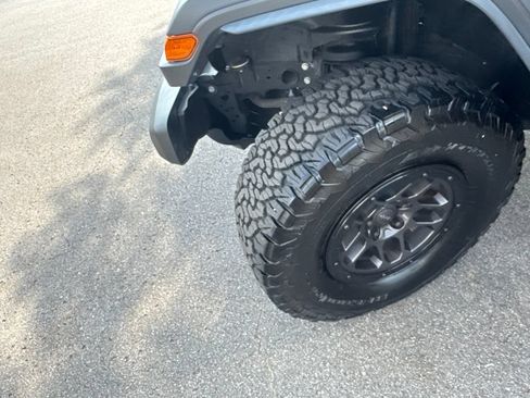 Used 2023 Jeep Wrangler Unlimited Sport AWD/4WD image 40