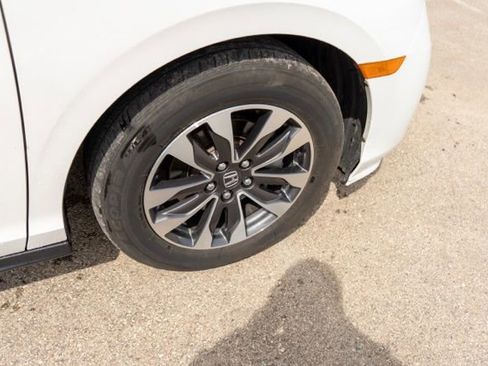 Used 2024 Honda Odyssey EX-L image 8