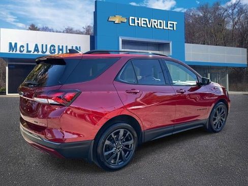 Certified 2022 Chevrolet Equinox RS w/ Infotainment Package AWD/4WD image 3
