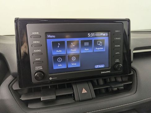 Used 2022 Toyota RAV4 XLE image 12