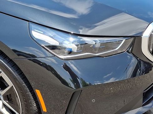 Used 2024 BMW i5 eDrive40i w/ Premium Package image 11