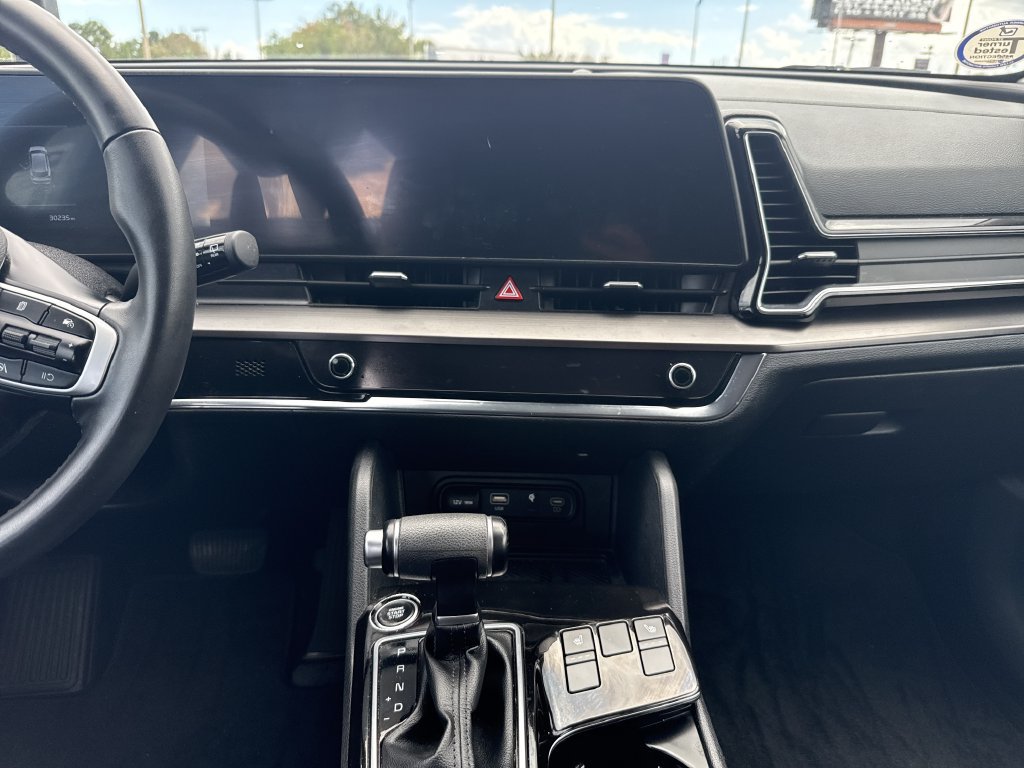 Used 2023 Kia Sportage EX FWD image 12