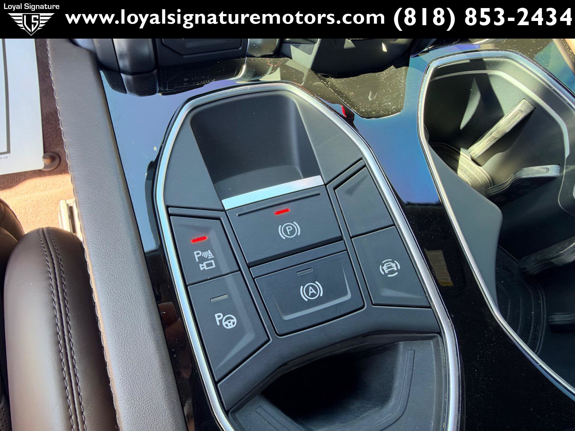 Used 2023 Lamborghini Urus S AWD/4WD image 29