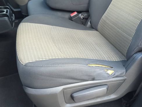 Used 2012 RAM 1500 Classic SLT RWD image 24