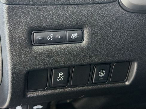 Used 2020 Nissan Murano S w/ Technology Package FWD image 16