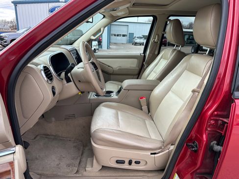 Used 2010 Ford Explorer Eddie Bauer image 11