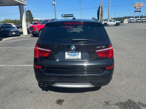 Used 2017 BMW X3 xDrive28i AWD/4WD image 3