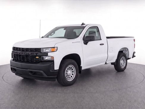 Used 2019 Chevrolet Silverado 1500 W/T RWD image 2