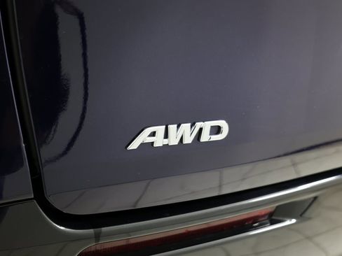 Used 2021 Toyota Sienna Platinum image 34