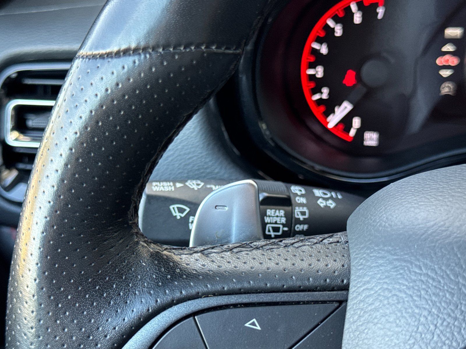 Used 2025 Dodge Durango GT AWD/4WD image 30