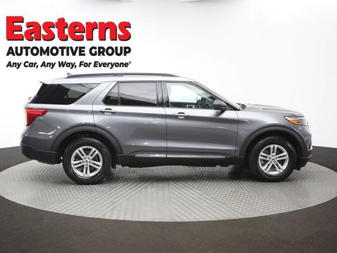 Used 2023 Ford Explorer XLT w/ Equipment Group 202A AWD/4WD image 44