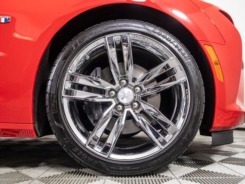 Used 2016 Chevrolet Camaro SS RWD image 41