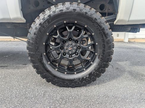 Used 2012 Chevrolet Silverado 2500 LT w/ Z71 Appearance Package image 9