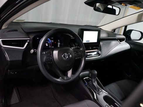 Used 2026 Toyota Corolla LE FWD image 7
