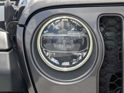 Used 2020 Jeep Gladiator Rubicon AWD/4WD image 13