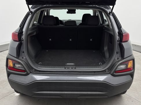 Used 2021 Hyundai Kona SE image 28