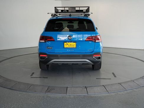 Used 2023 Volkswagen Taos SE AWD/4WD image 6