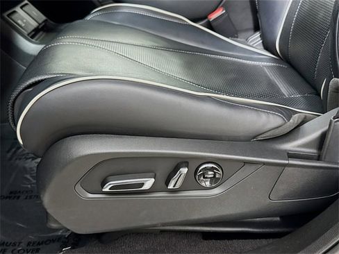 Used 2019 Acura RDX AWD w/ Advance Package image 16