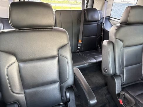 Used 2017 GMC Yukon SLT w/ Open Road Package RWD image 37