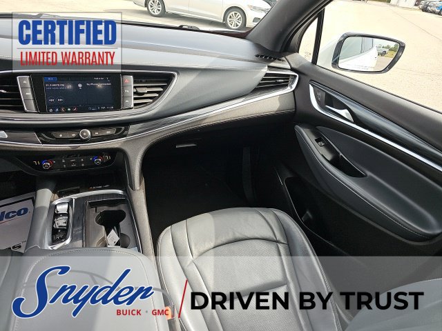 Used 2022 Buick Enclave Essence w/ Experience Buick Package AWD/4WD image 31