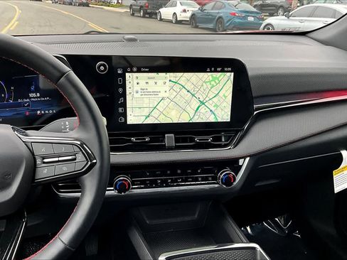 Used 2025 Chevrolet Equinox RS image 6