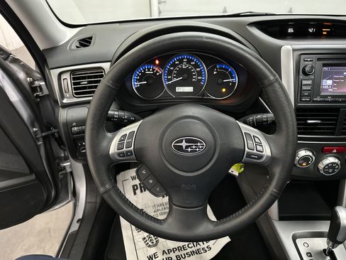 Used 2012 Subaru Forester 2.5X Limited AWD/4WD image 24