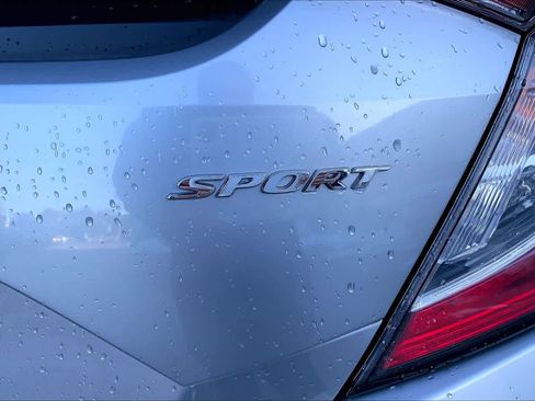 Used 2019 Honda Civic Sport image 9