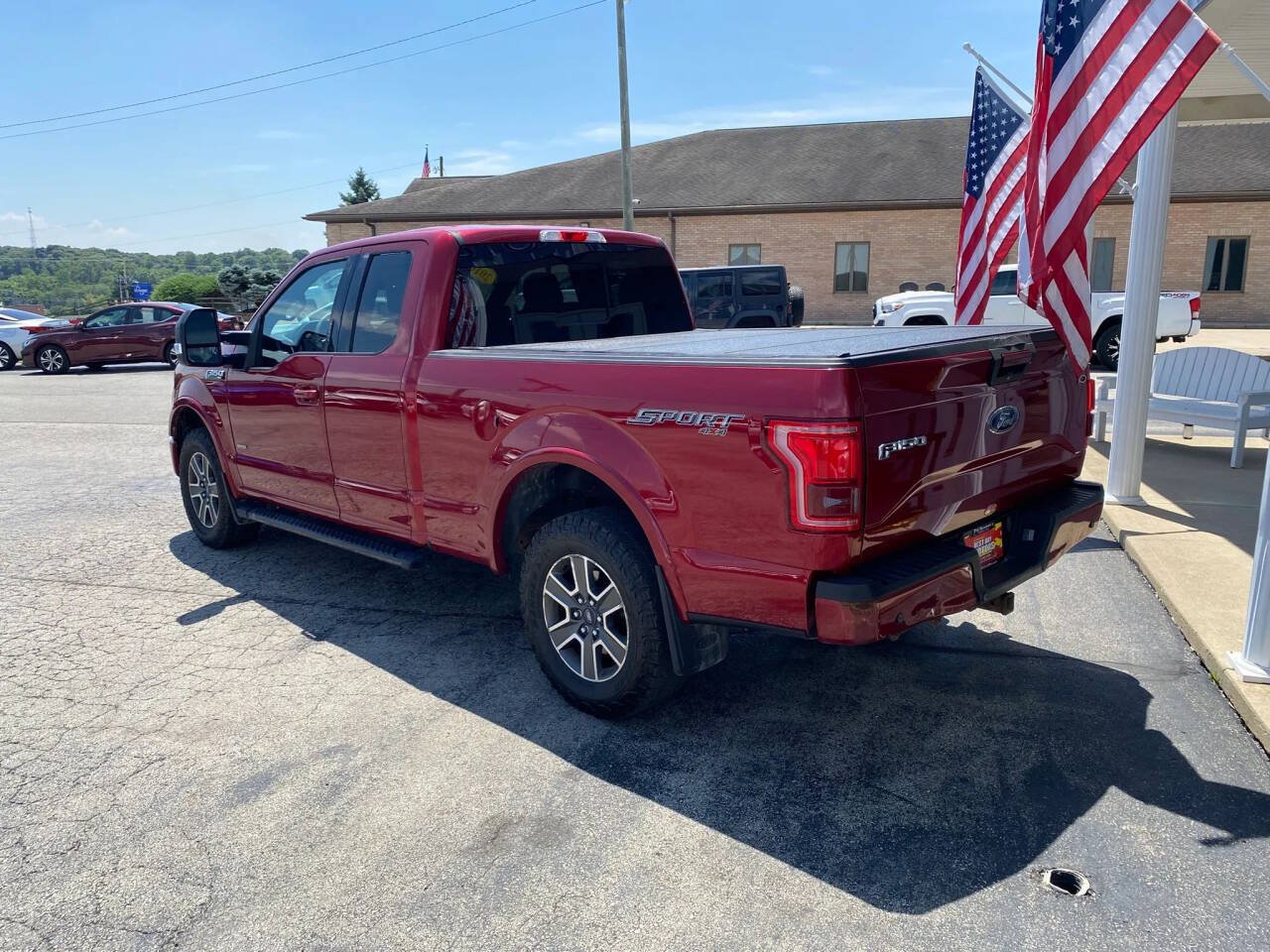 Used 2016 Ford F150 XLT w/ Equipment Group 302A Luxury AWD/4WD image 3