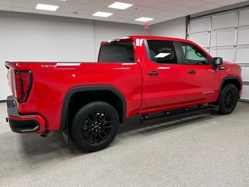 Used 2025 GMC Sierra 1500 Pro w/ Graphite Edition AWD/4WD image 10