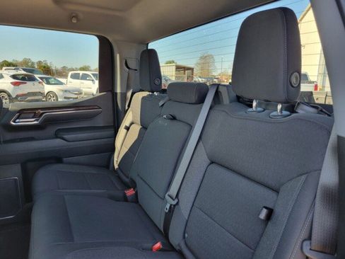 Used 2024 GMC Sierra 1500 Elevation image 28